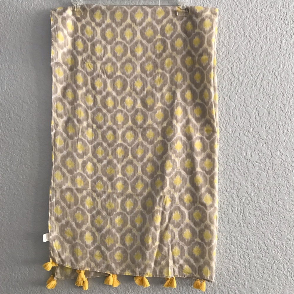 Old Navy scarf.